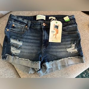 RE Generation Mid Rise Shorts - Meadow Size 9 - Brand New